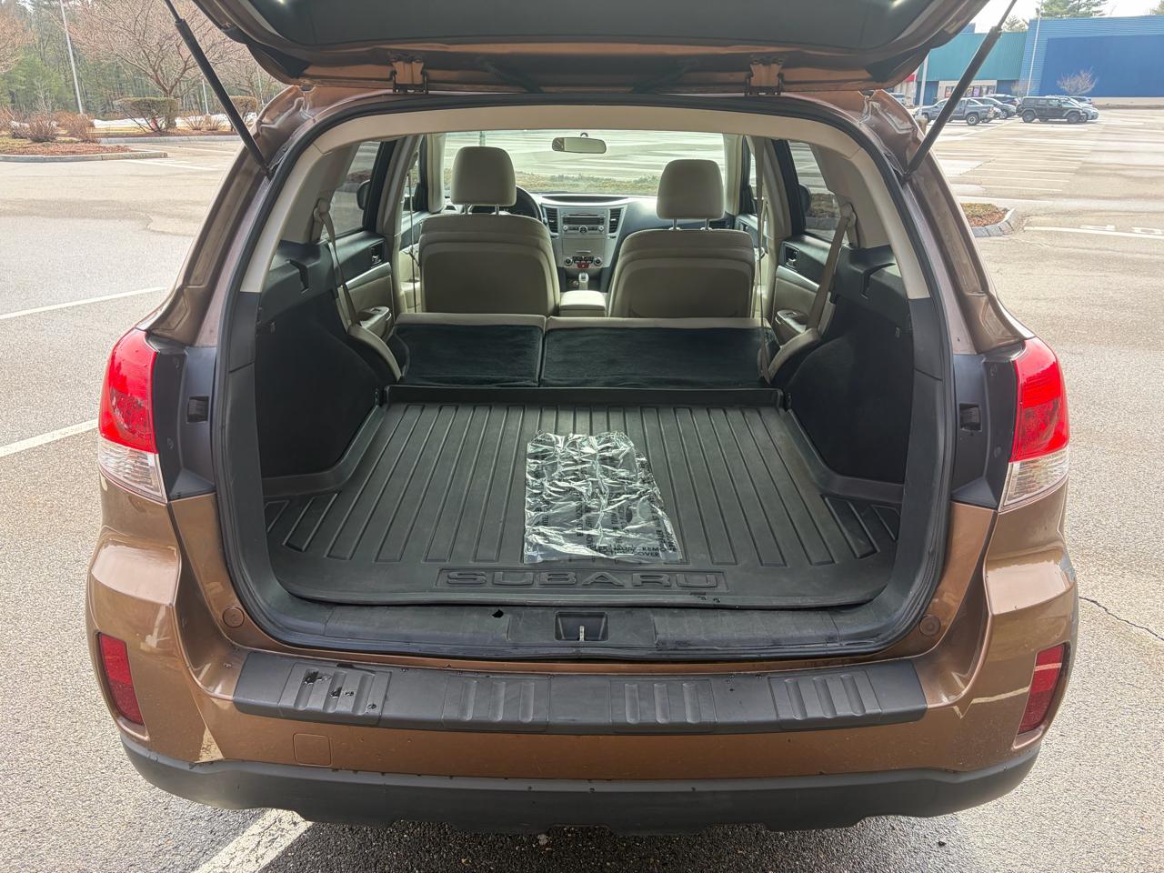 Subaru Outback 2.5i Premium 2011