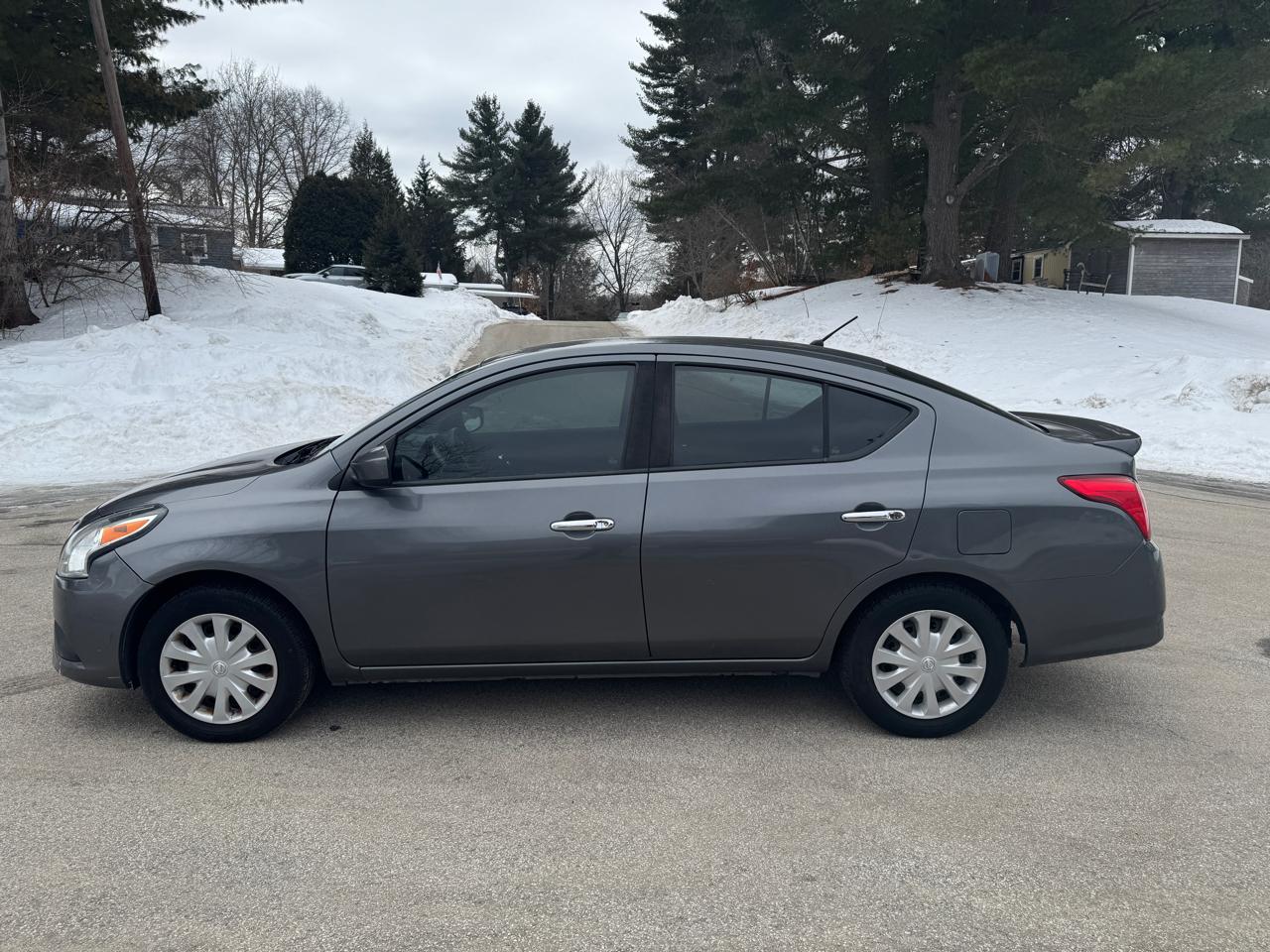 Nissan Versa 1.6 SV Sedan 2018