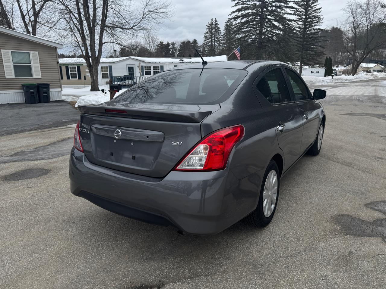 Nissan Versa 1.6 SV Sedan 2018