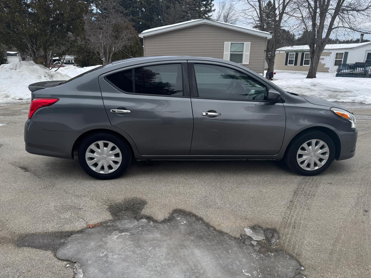 Nissan Versa 1.6 SV Sedan 2018