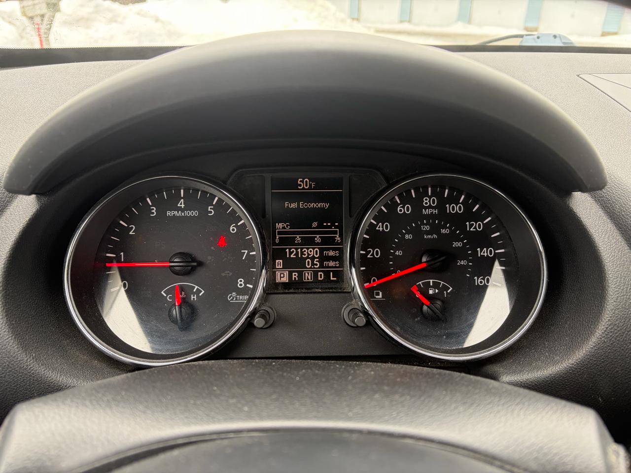 Nissan Rogue SV AWD 2011