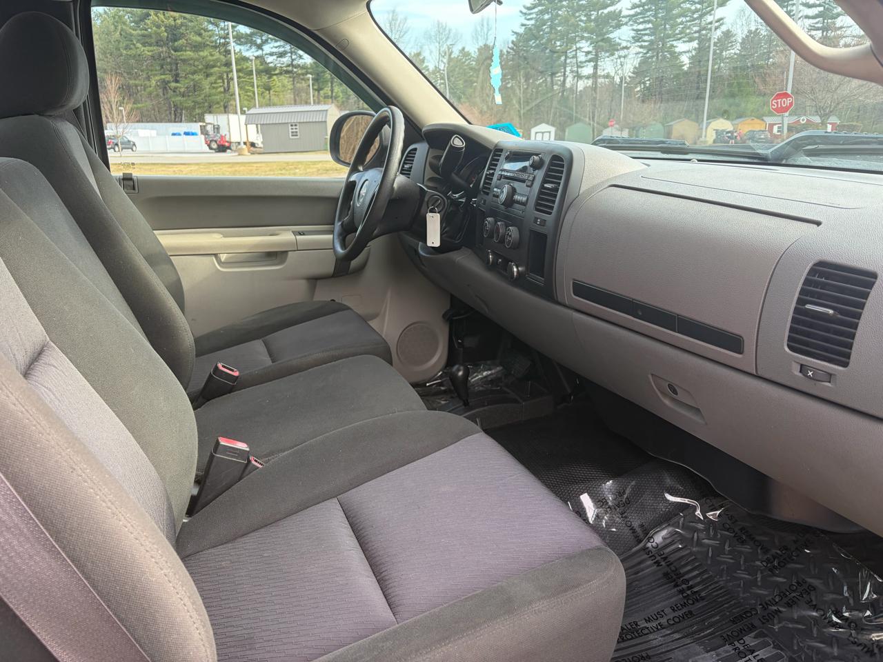 GMC Sierra 2500HD Work Truck Long Box 4WD 2012