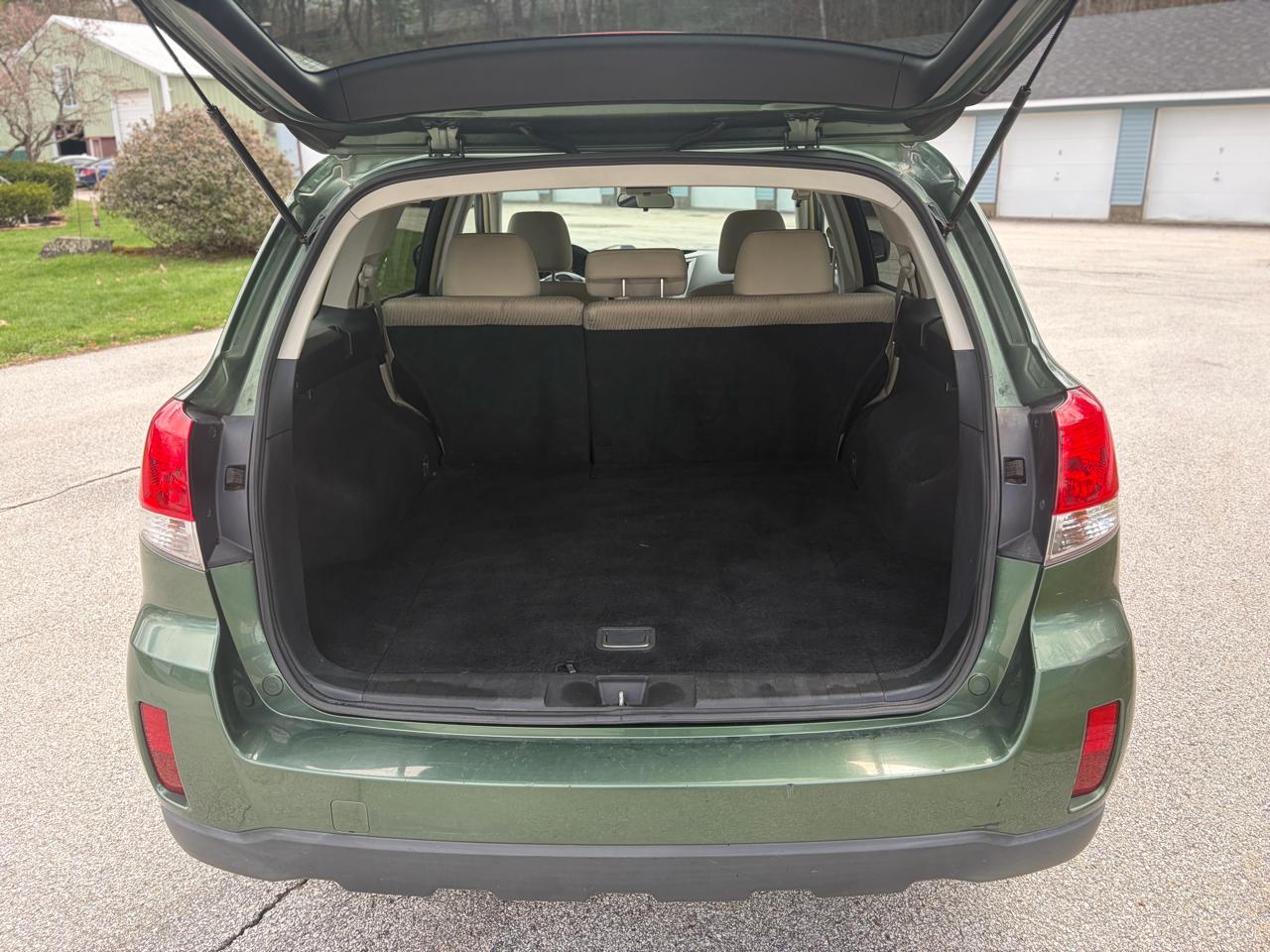 Subaru Outback 2.5i Premium 2012