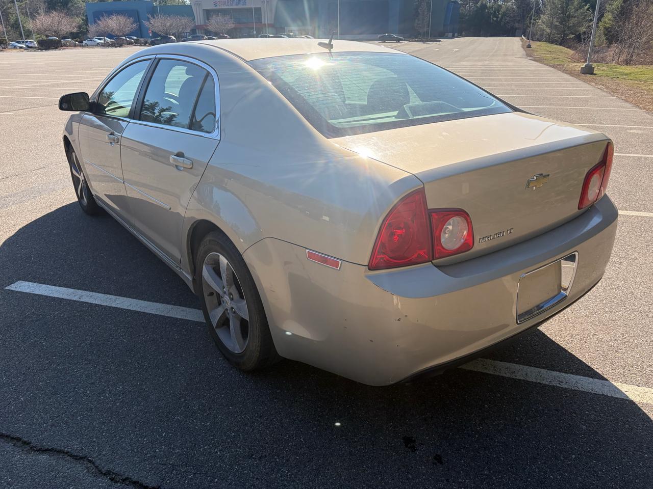 Chevrolet Malibu 1LT 2011