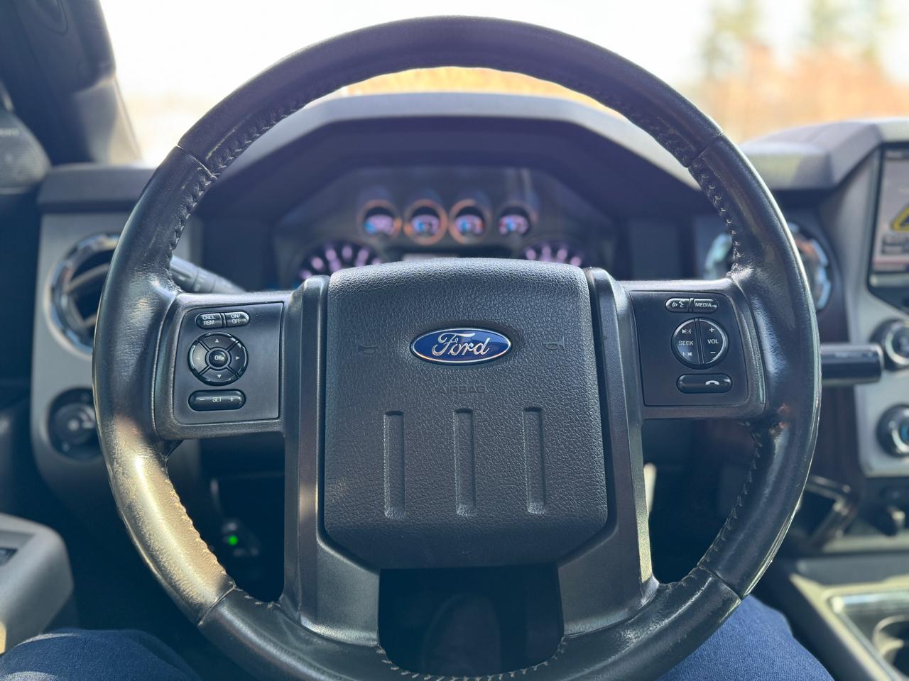 Ford F-350 SD XLT Crew Cab Long Bed 4WD 2014