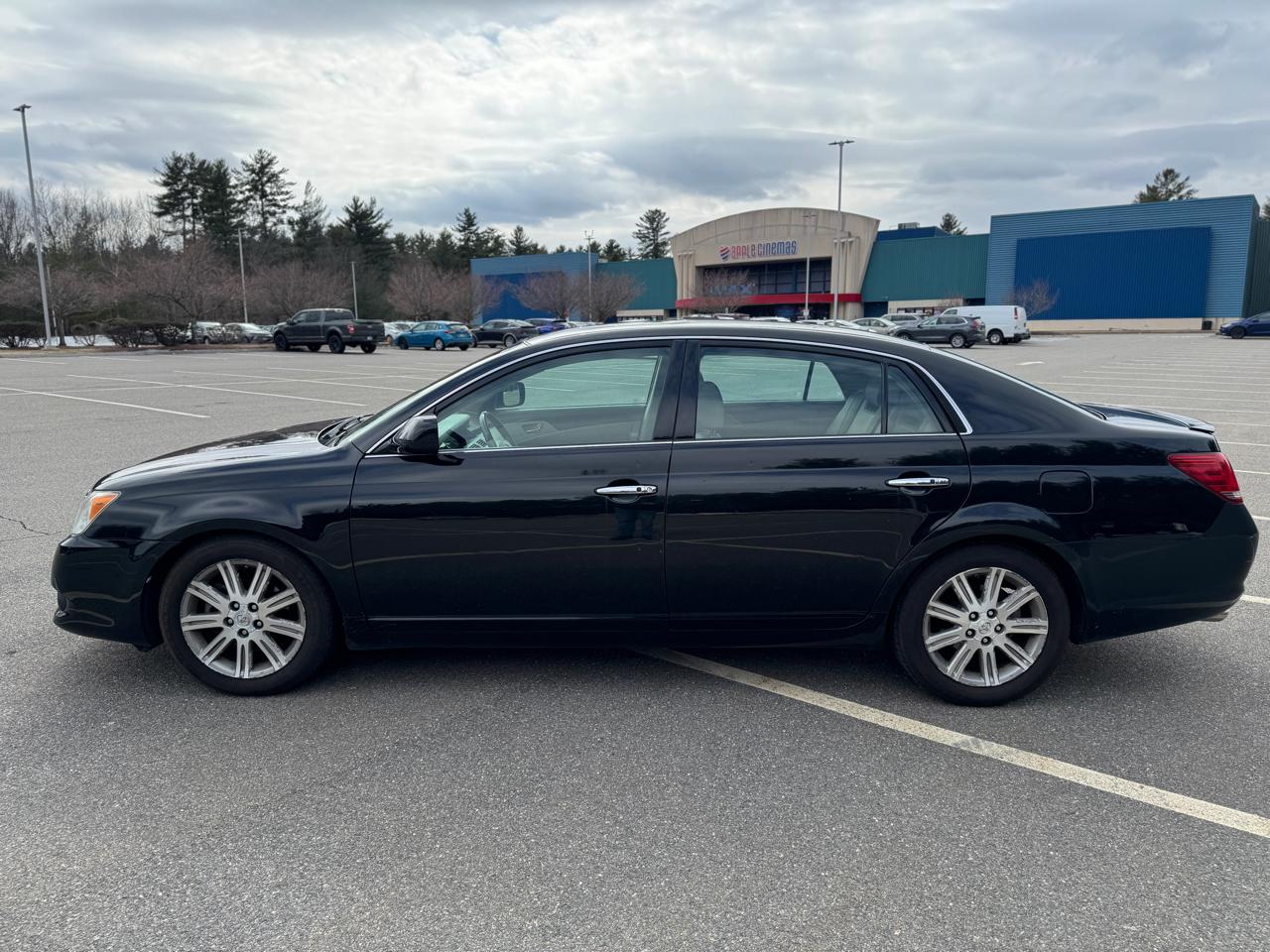 Toyota Avalon XLS 2008