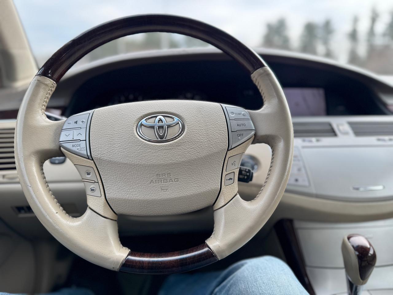 Toyota Avalon XLS 2008