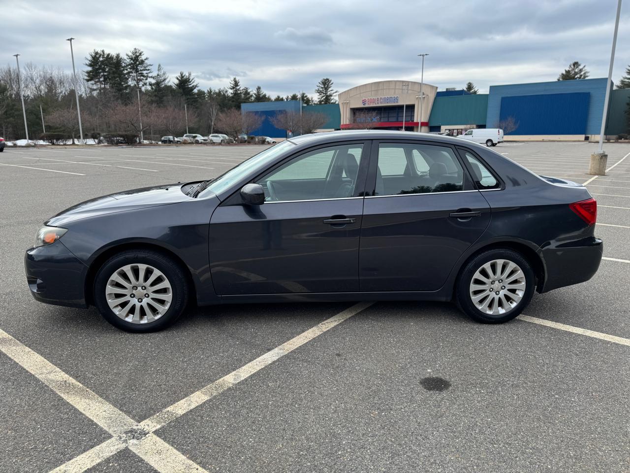 Subaru Impreza 2.5i Premium 4-Door 2010