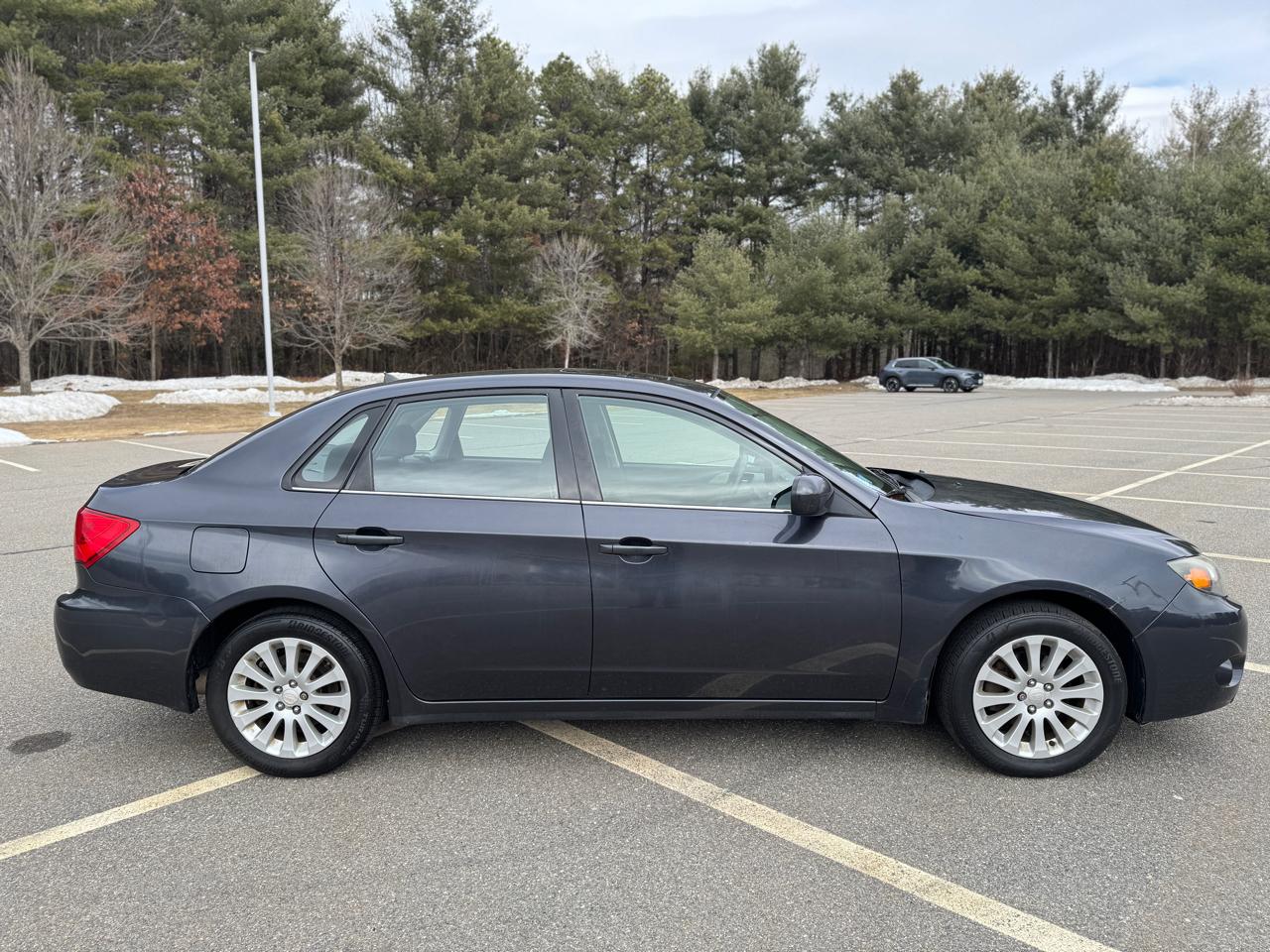 Subaru Impreza 2.5i Premium 4-Door 2010