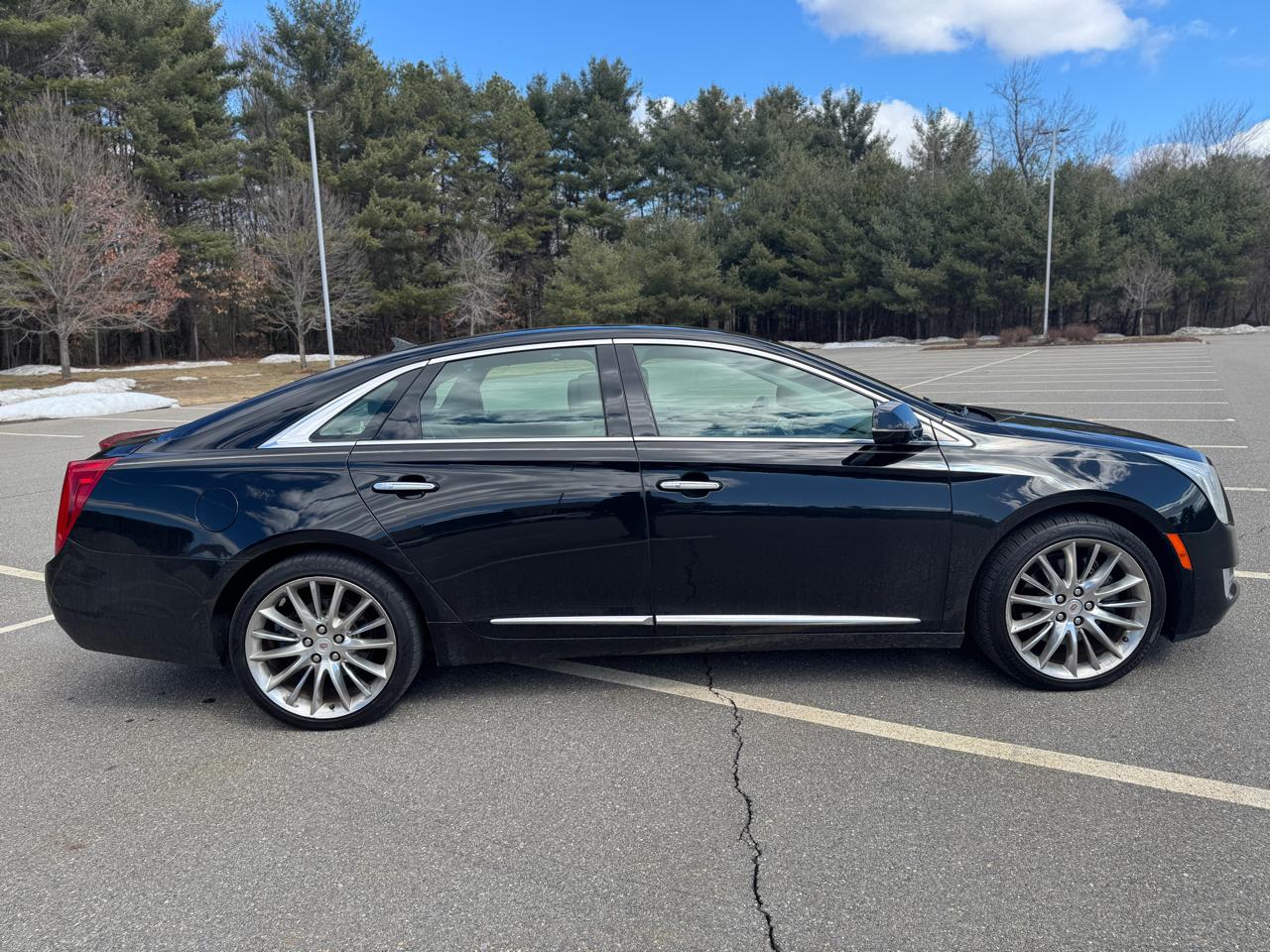 Cadillac XTS Platinum AWD 2013