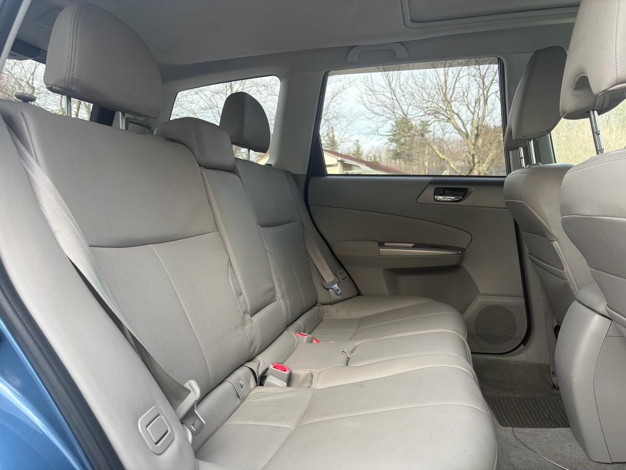 Subaru Forester 2.5X Limited 2010