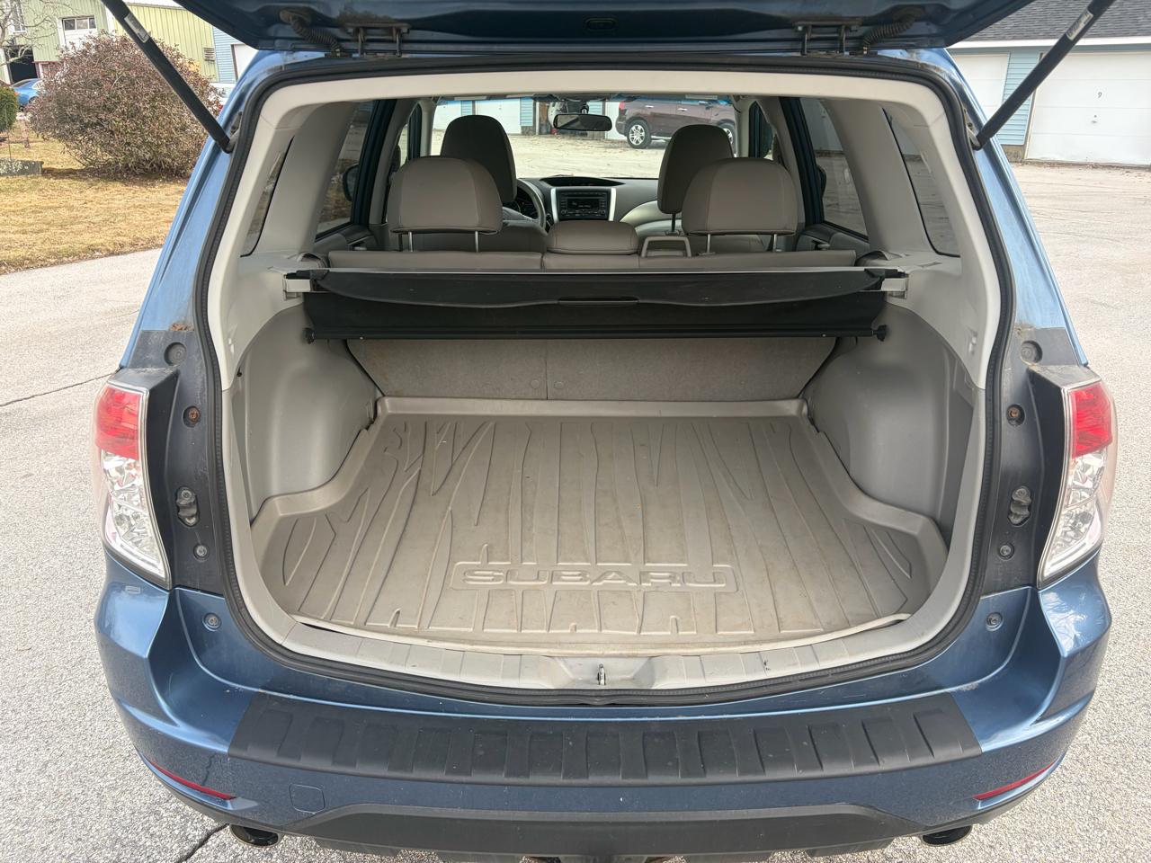 Subaru Forester 2.5X Limited 2010