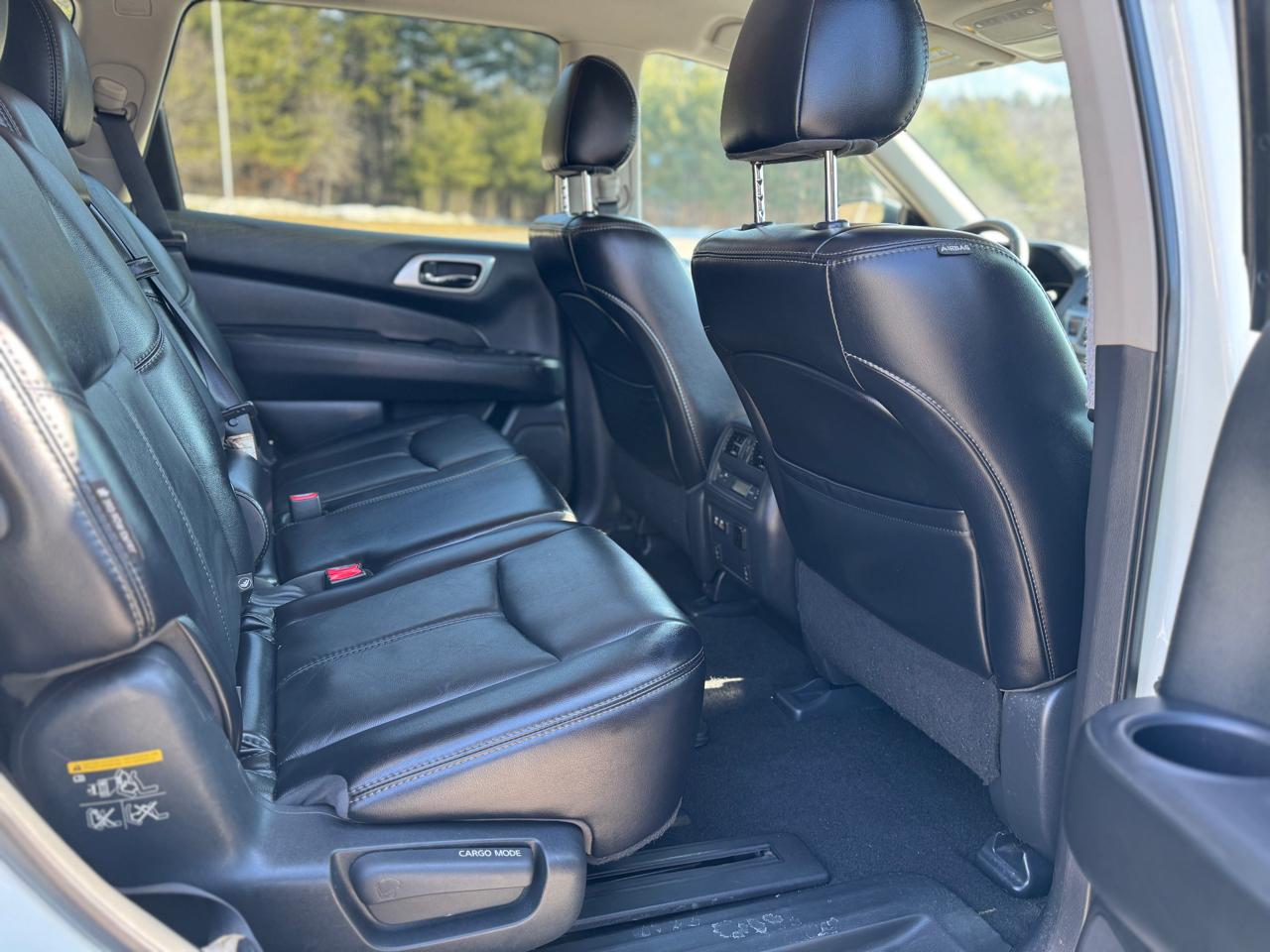 Nissan Pathfinder SL 4WD 2020