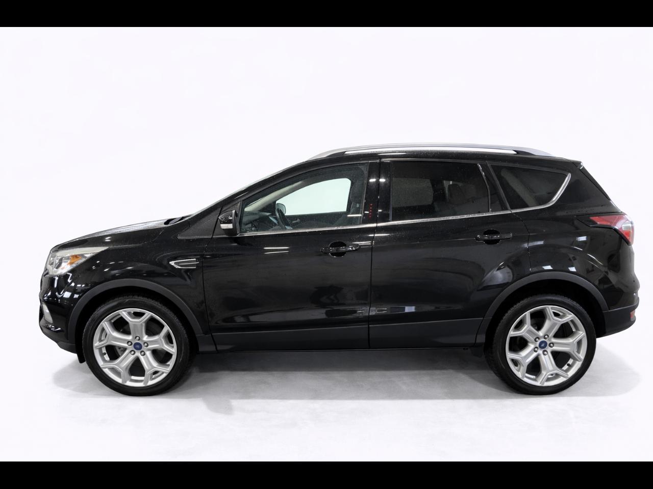 Ford Escape Titanium 4WD 2017