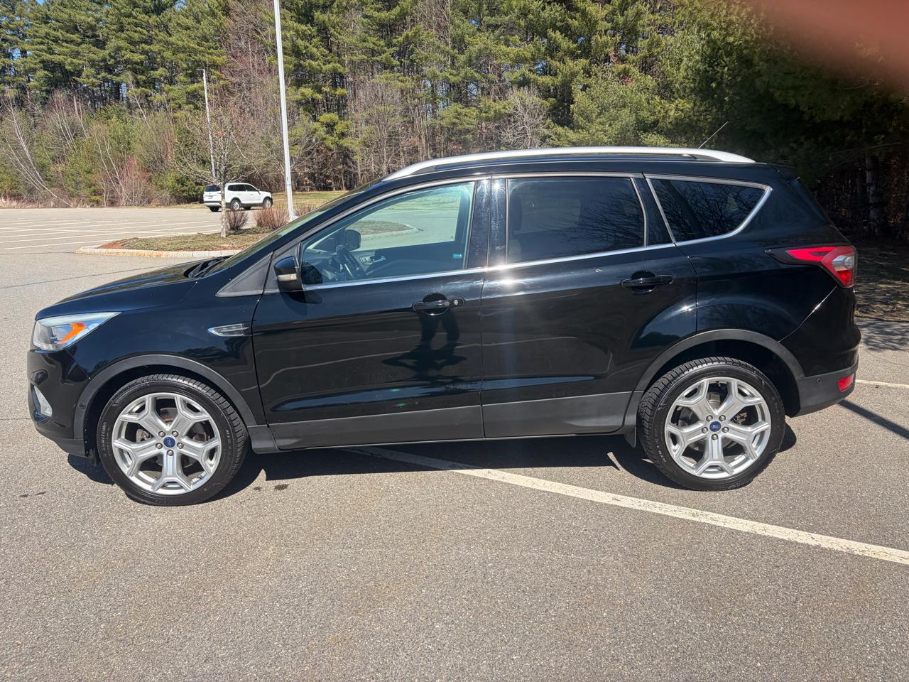 Ford Escape Titanium 4WD 2017