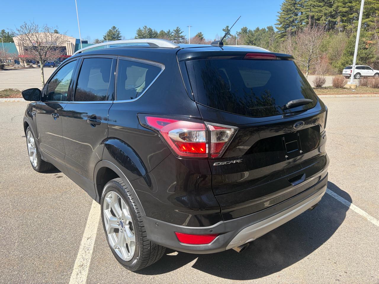 Ford Escape Titanium 4WD 2017