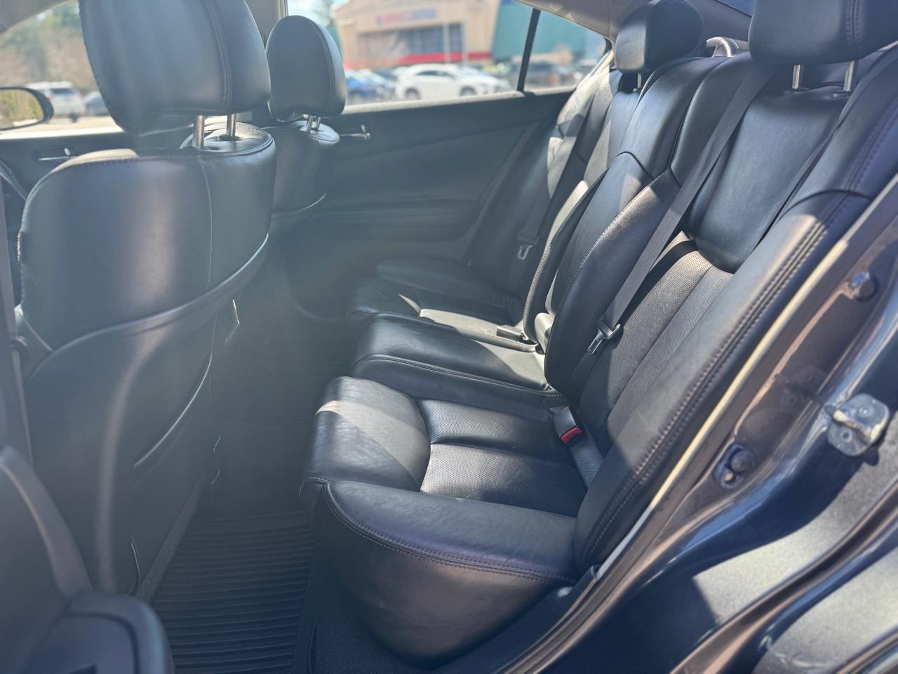 Nissan Maxima SV 2012