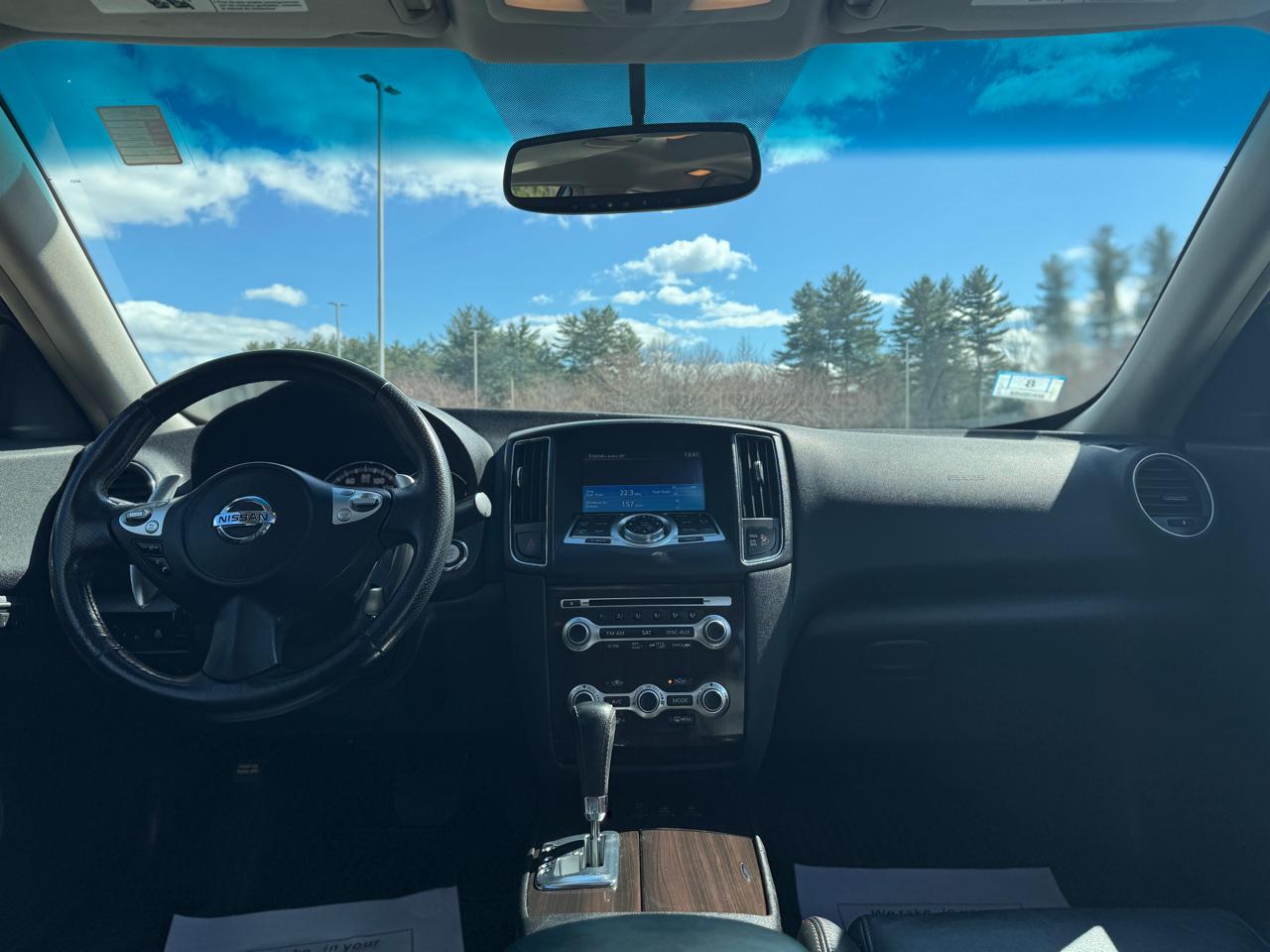 Nissan Maxima SV 2012