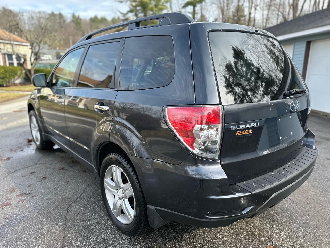 Subaru Forester 2.5X Premium 2009