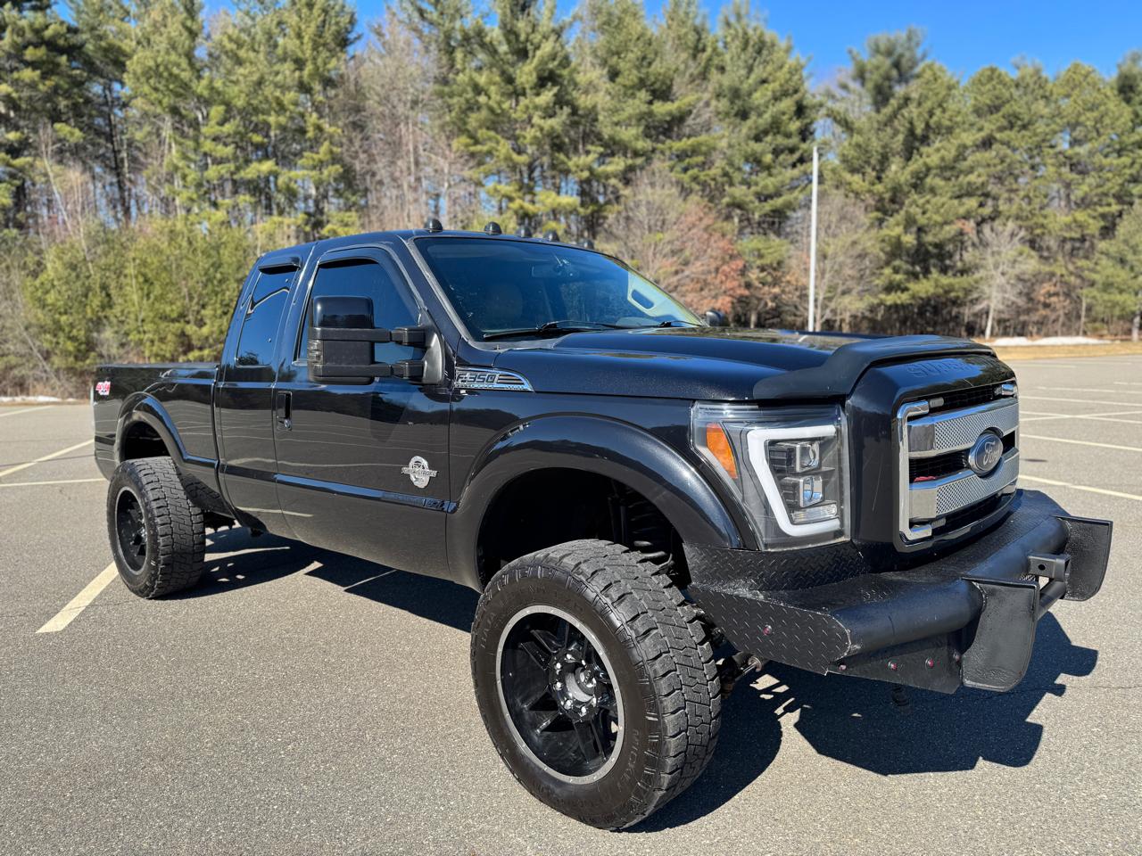 Ford F-350 SD XLT SuperCab Long Bed 4WD 2011