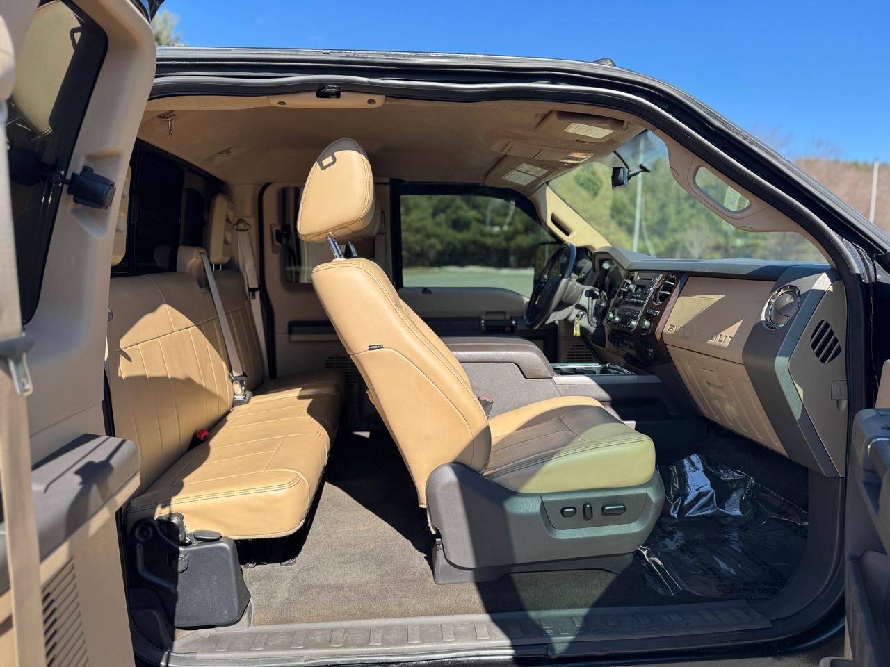 Ford F-350 SD XLT SuperCab Long Bed 4WD 2011