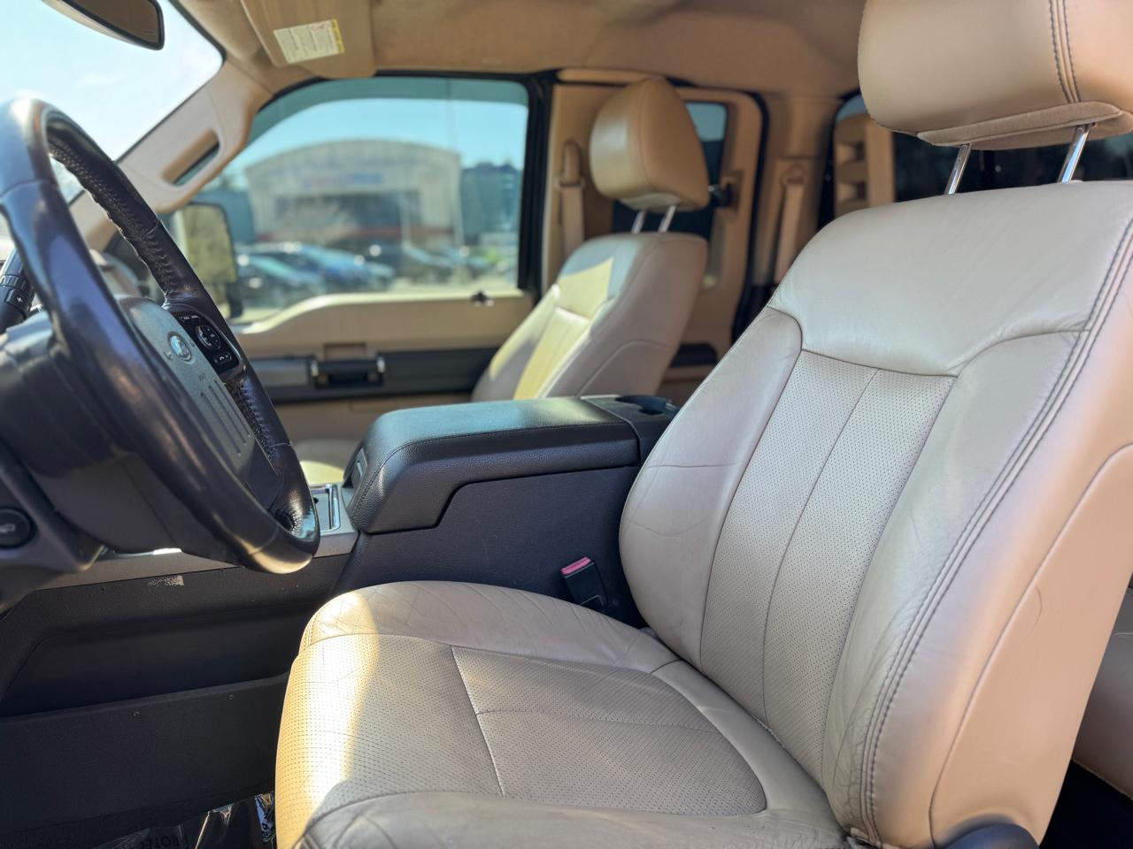 Ford F-350 SD XLT SuperCab Long Bed 4WD 2011