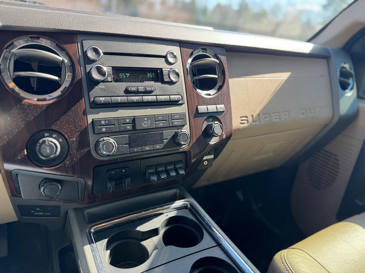 Ford F-350 SD XLT SuperCab Long Bed 4WD 2011