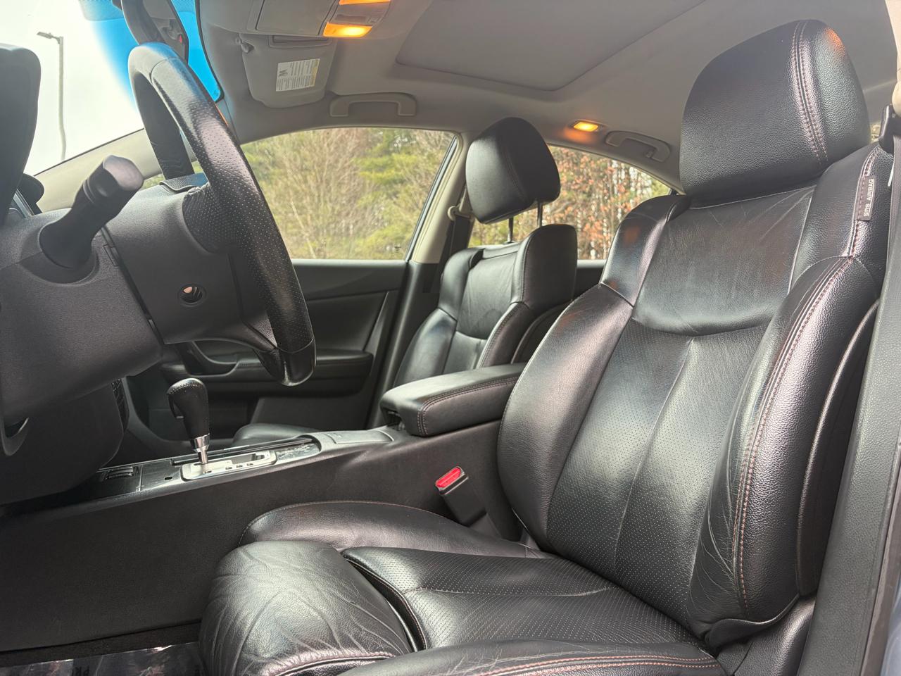 Nissan Maxima SV 2010