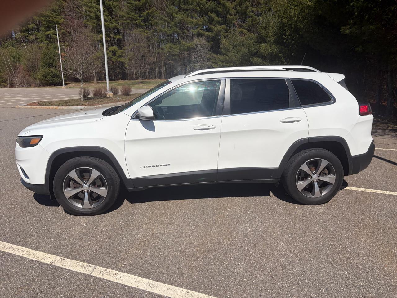 Jeep Cherokee  2019