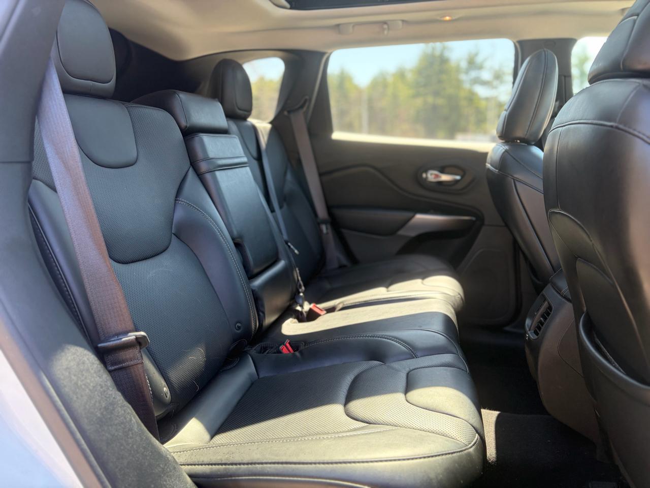 Jeep Cherokee  2019