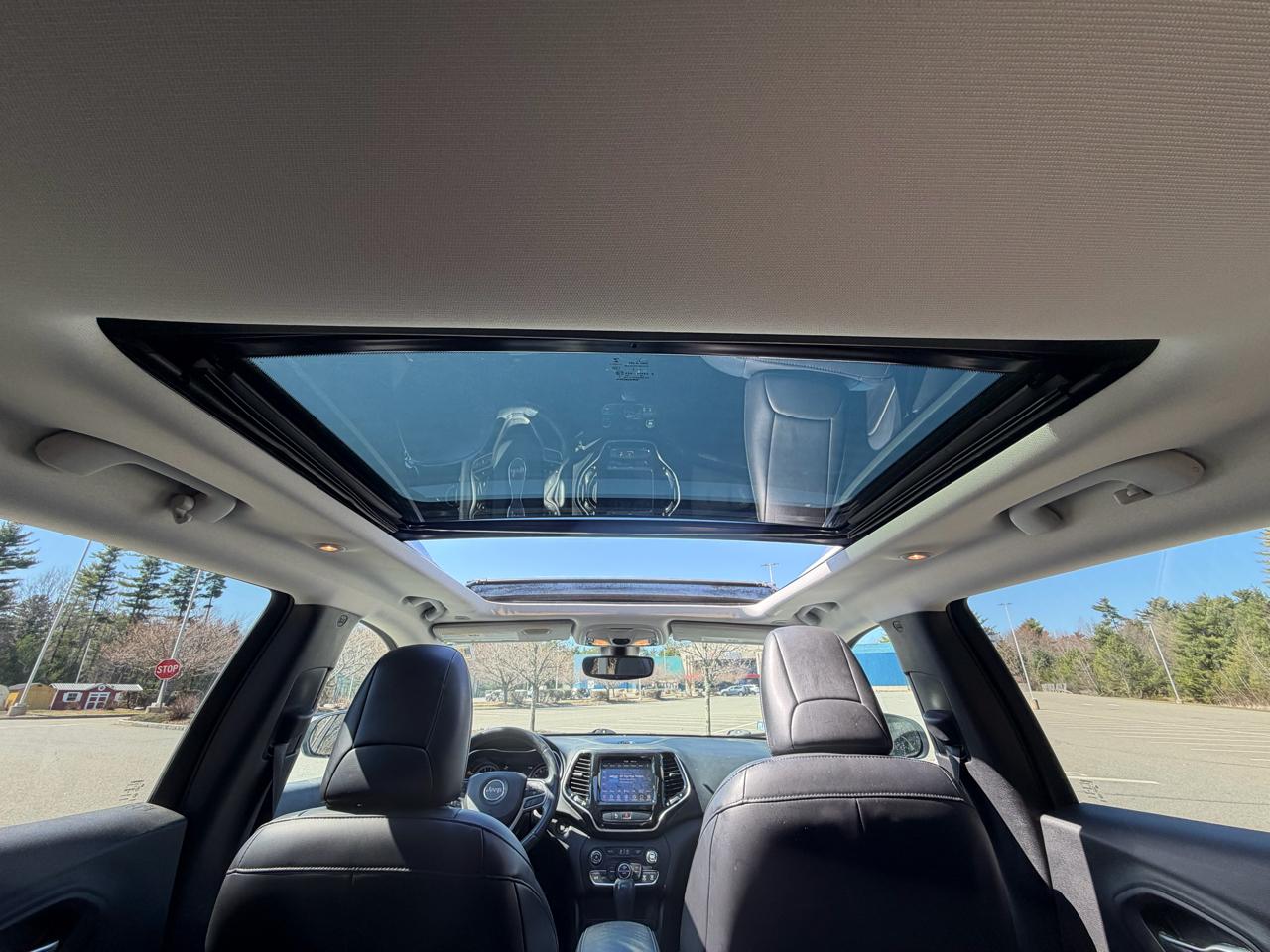 Jeep Cherokee  2019