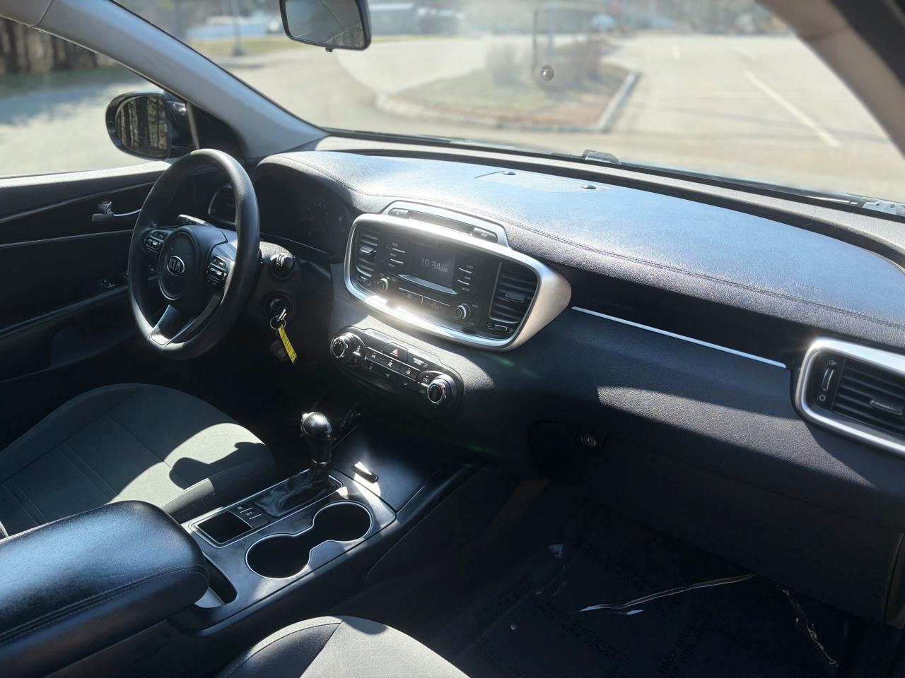 Kia Sorento LX V6 AWD 2016