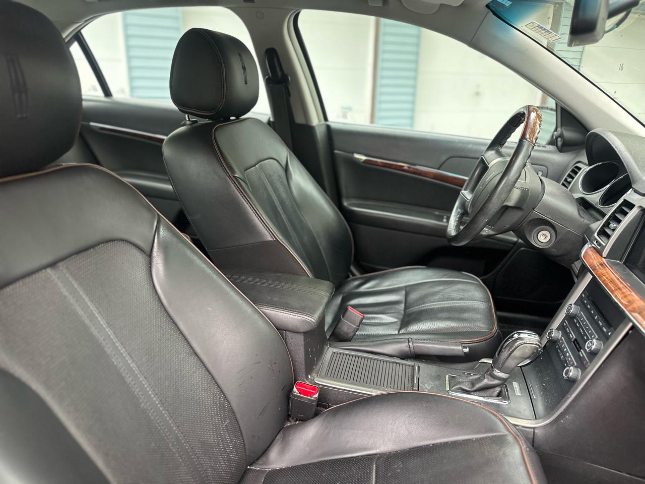 Lincoln MKZ AWD 2012