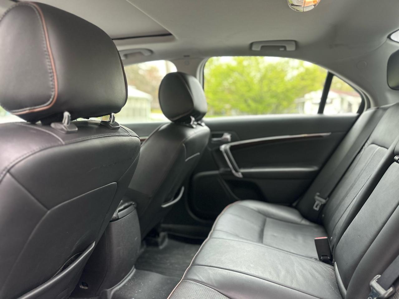 Lincoln MKZ AWD 2012