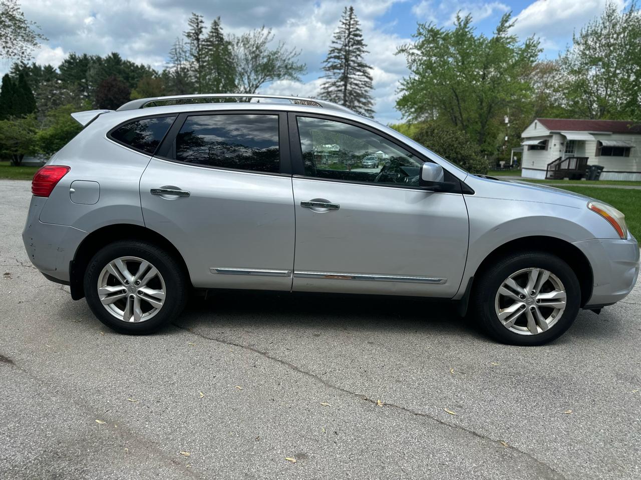 Nissan Rogue SV AWD 2013