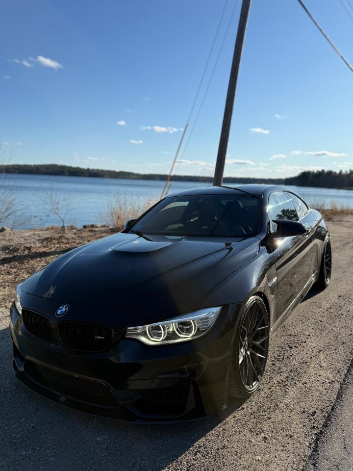 BMW M4 Coupe 2016