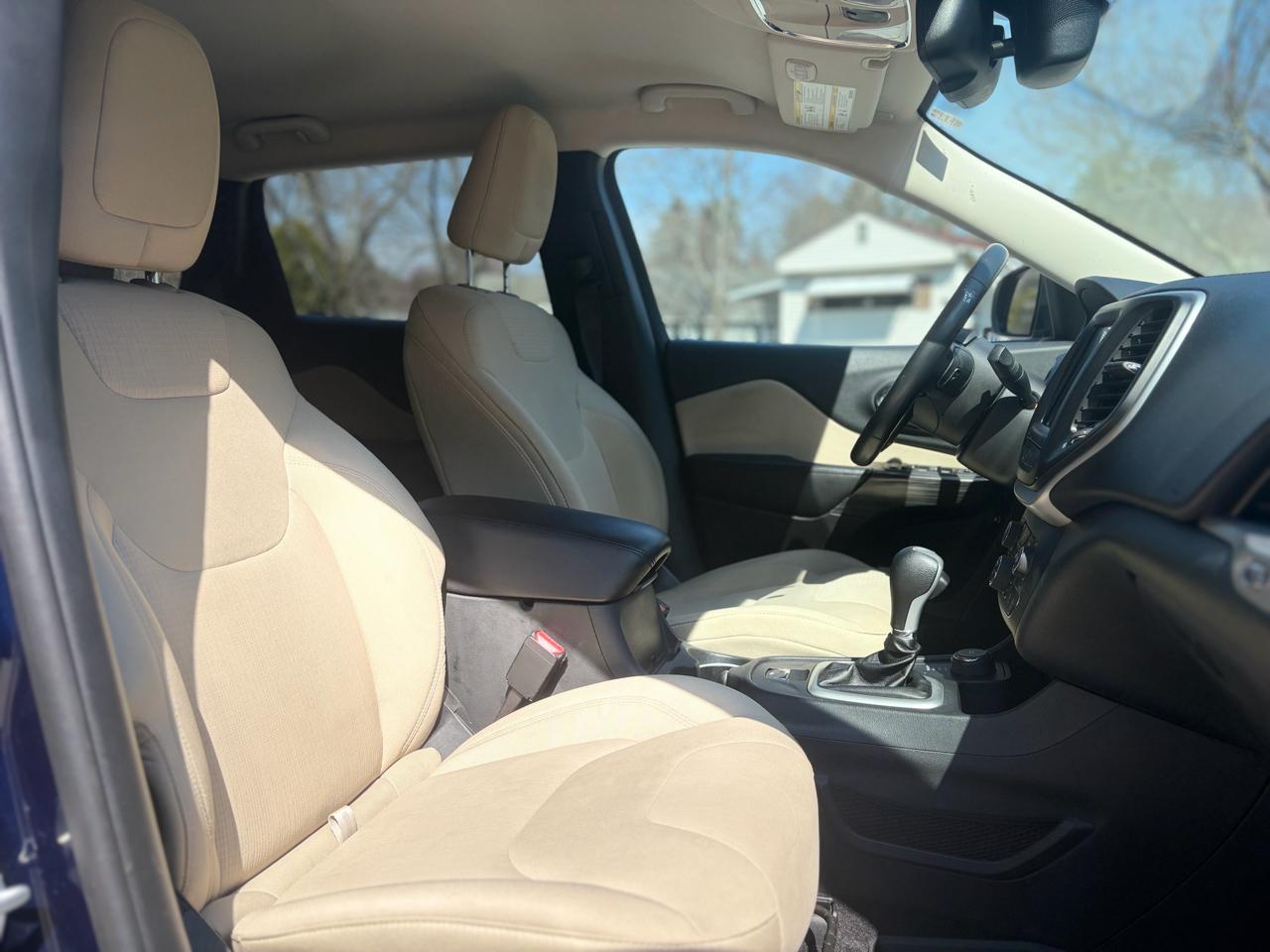 Jeep Cherokee Latitude 4WD 2015