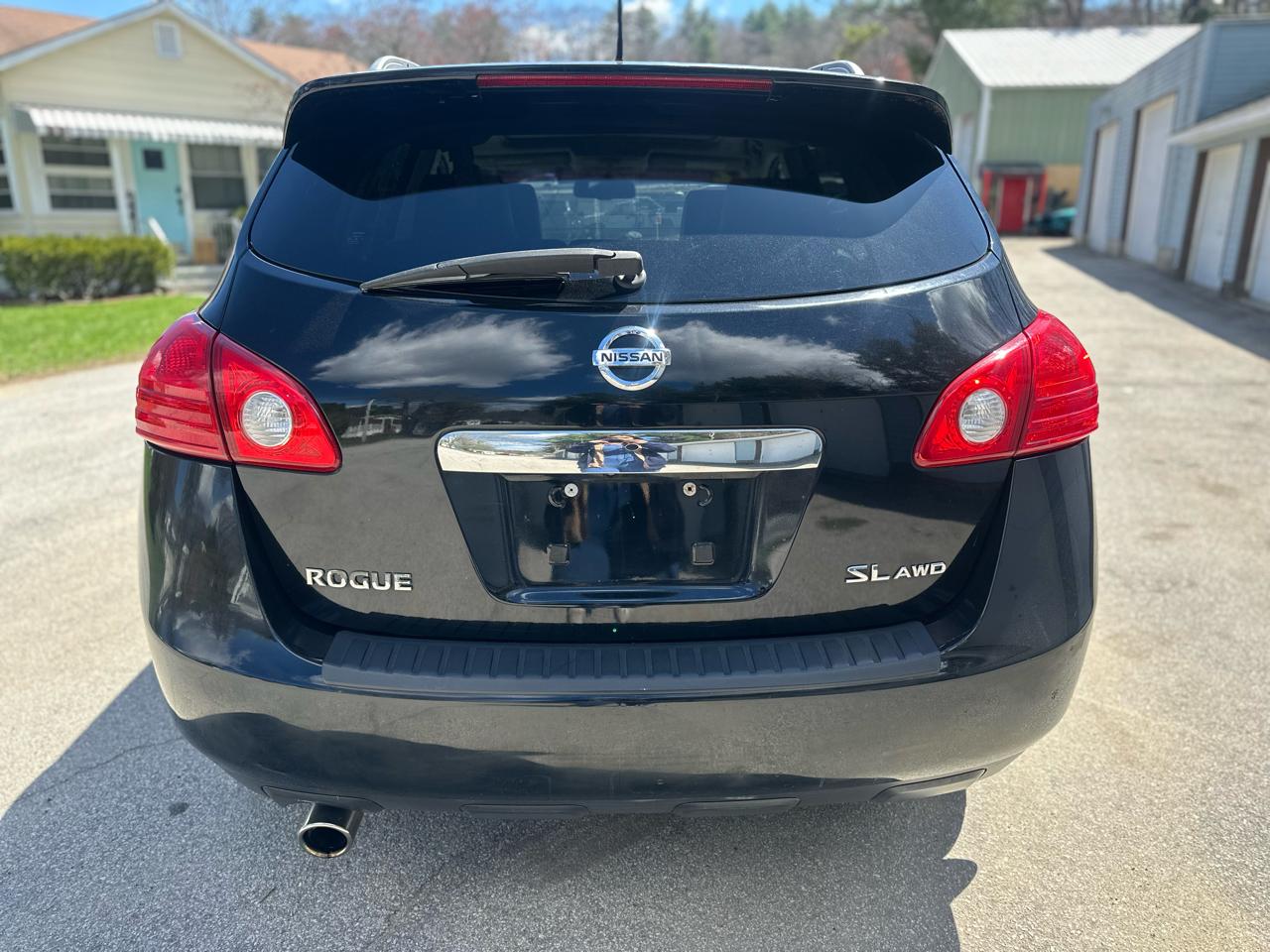 Nissan Rogue SV AWD 2012