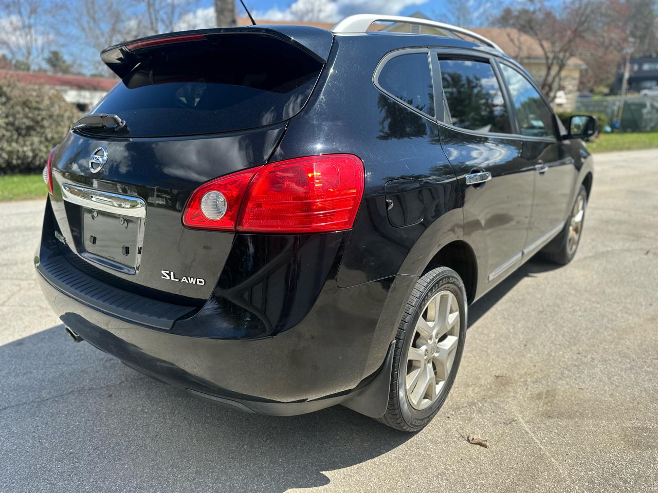 Nissan Rogue SV AWD 2012