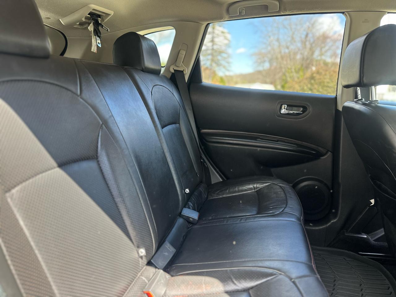 Nissan Rogue SV AWD 2012