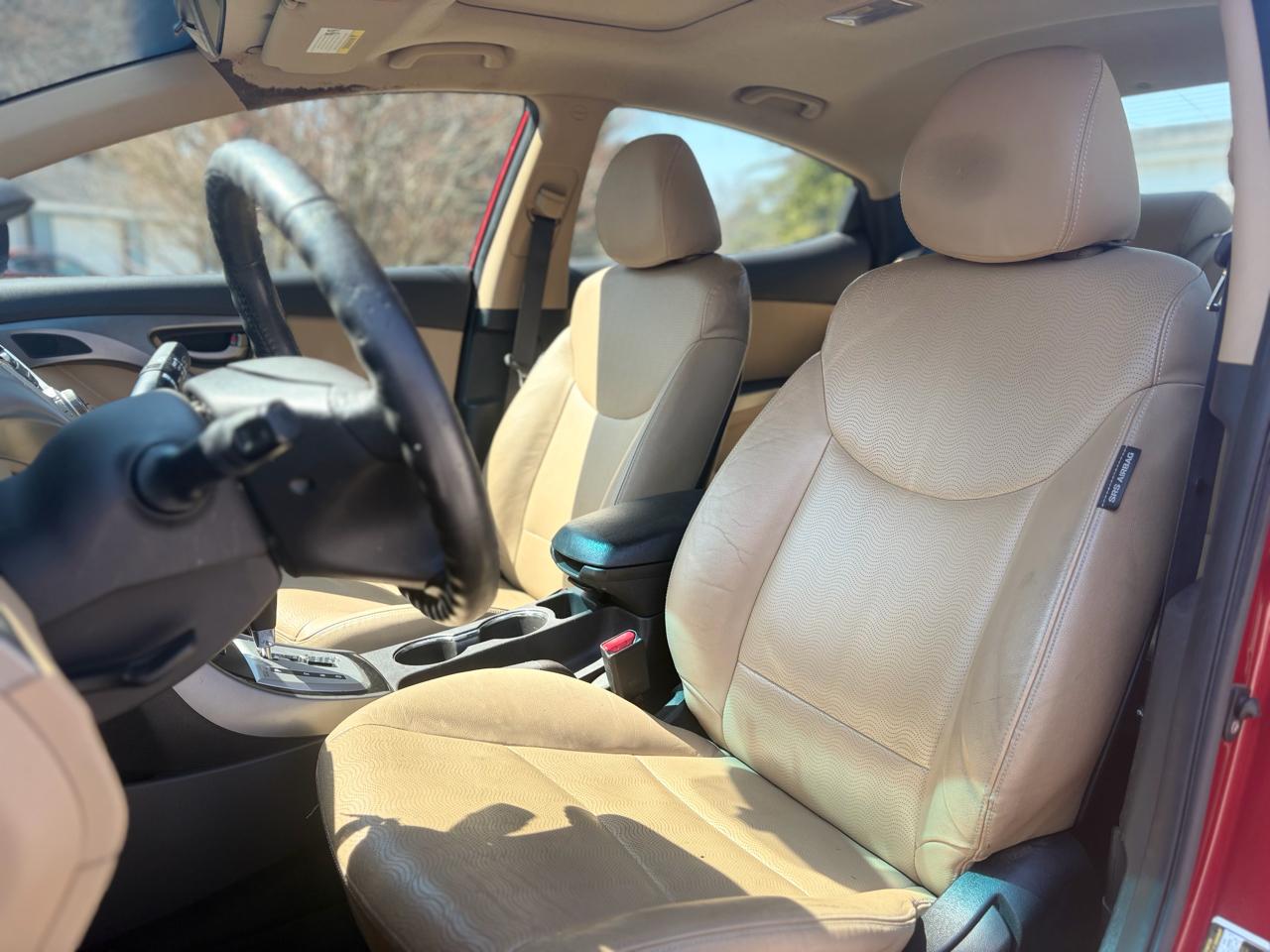 Hyundai Elantra Limited 2012