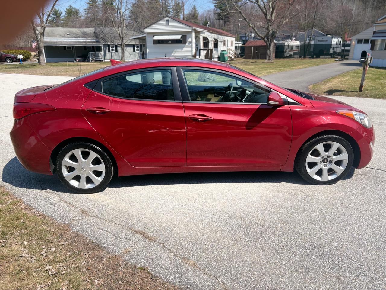 Hyundai Elantra Limited 2012