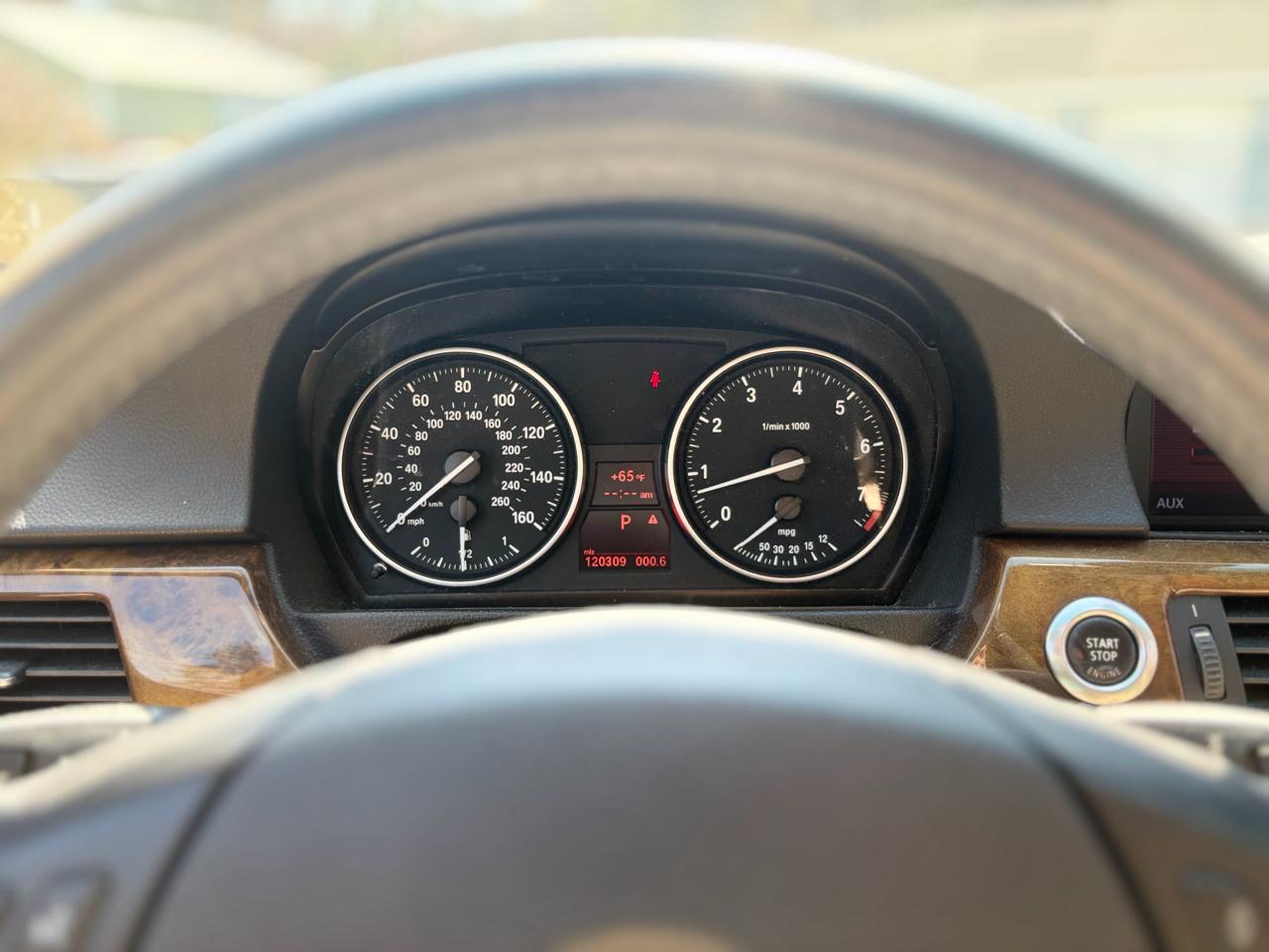 BMW 3-Series 328xi 2008