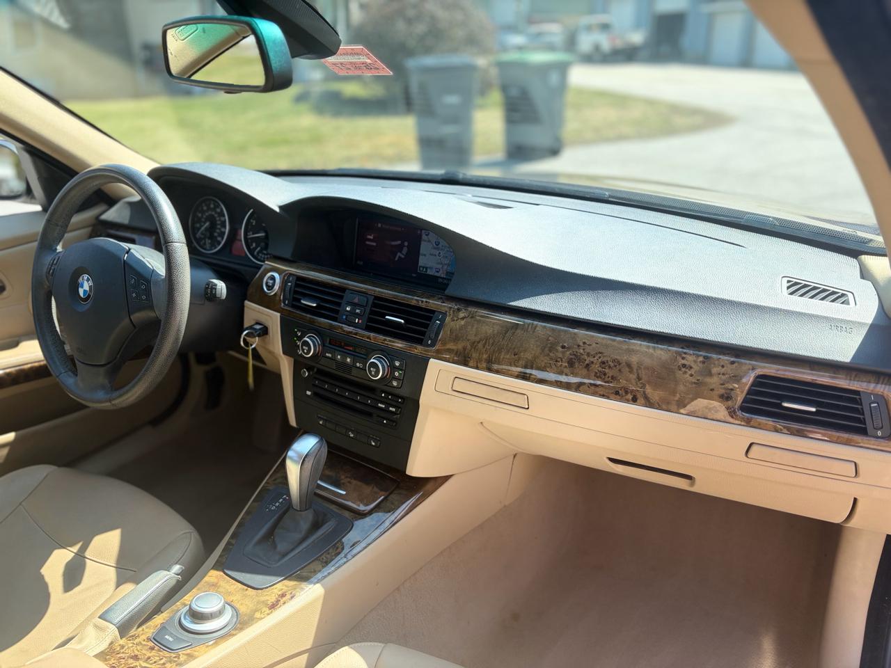 BMW 3-Series 328xi 2008