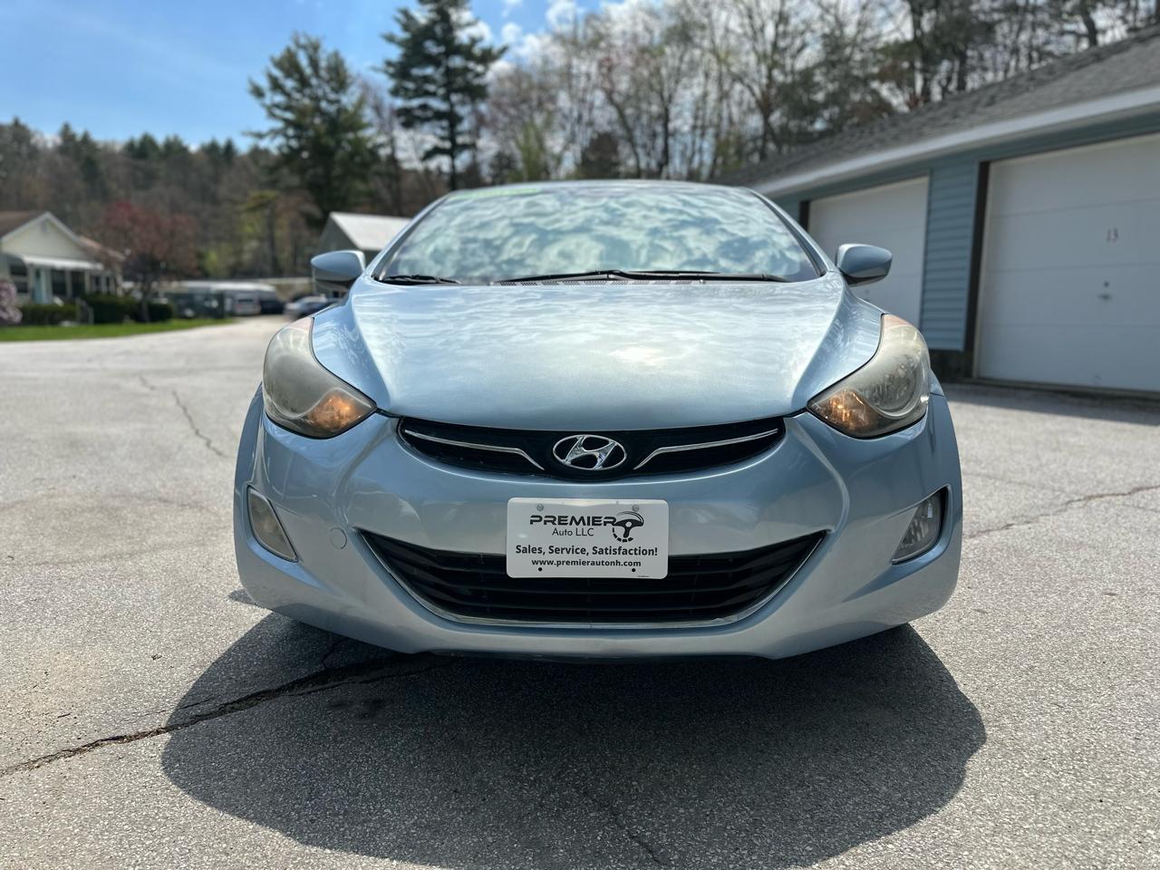 Hyundai Elantra Limited 2012