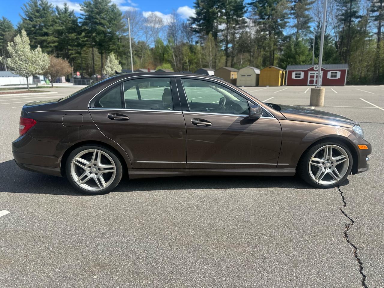 Mercedes-Benz C-Class C300 4MATIC Sport Sedan 2013