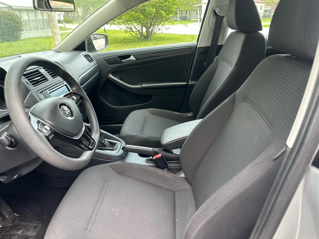Volkswagen Jetta 1.4T S w/Technology 6A 2016