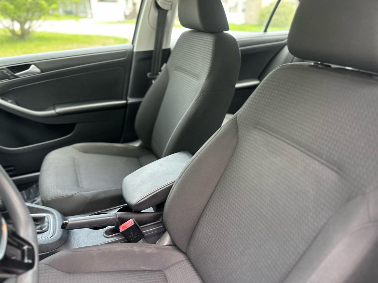 Volkswagen Jetta 1.4T S w/Technology 6A 2016