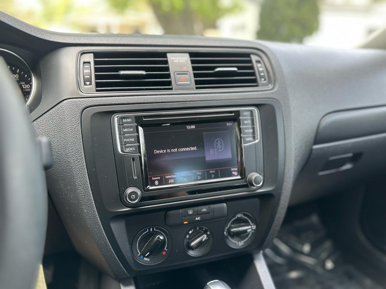 Volkswagen Jetta 1.4T S w/Technology 6A 2016