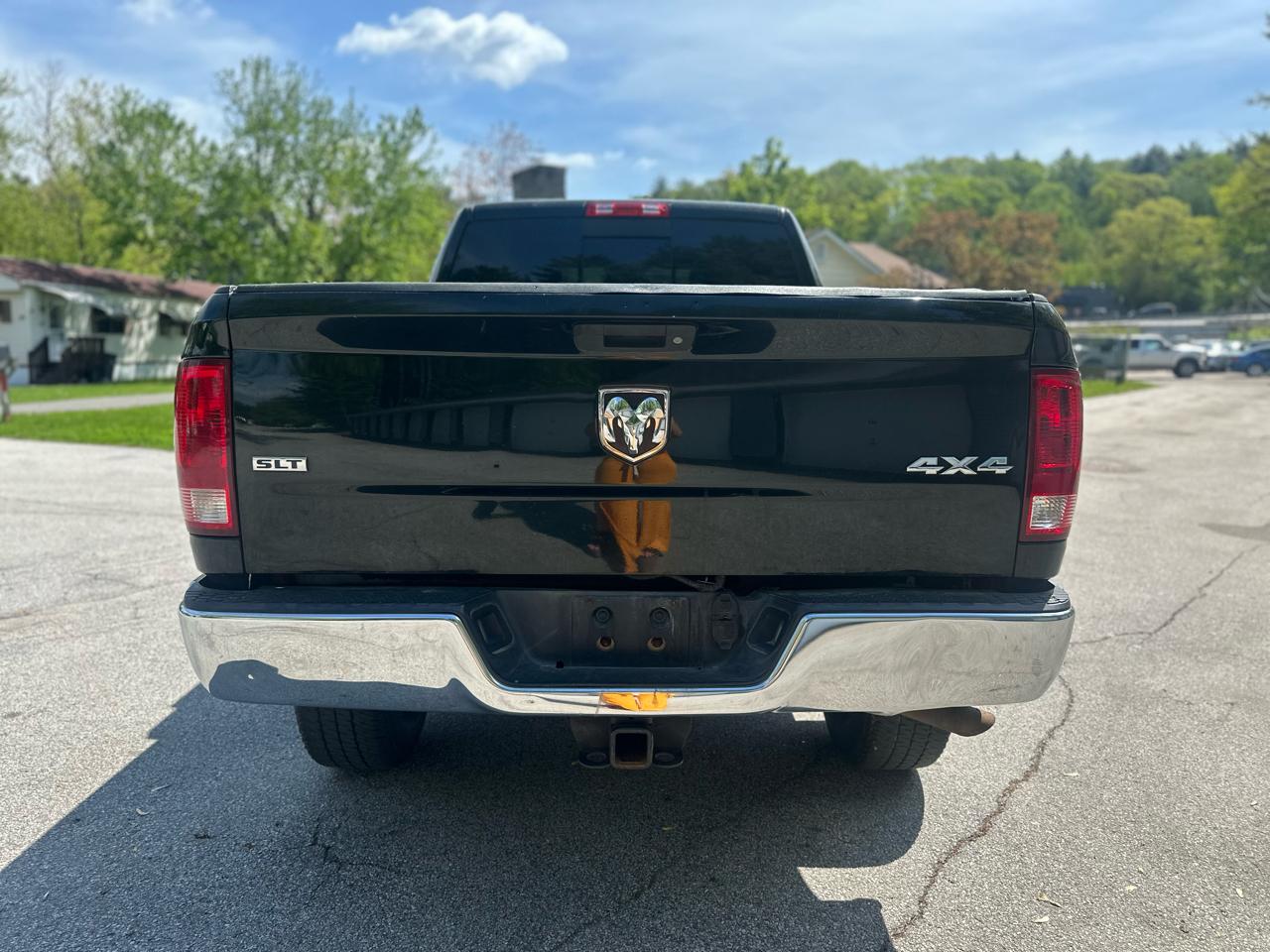 RAM 2500 SLT Crew Cab SWB 4WD 2016